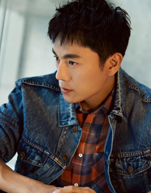 “浪荡子”秦昊的跌宕史，从戏混子到中年顶流，这5个女人太重要