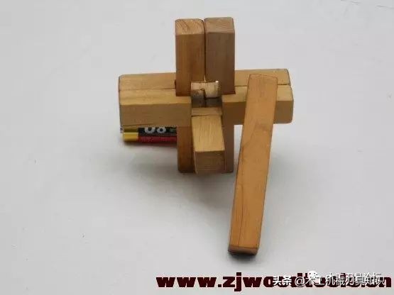 鲁班锁六柱印教程,鲁班锁四根怎么拼