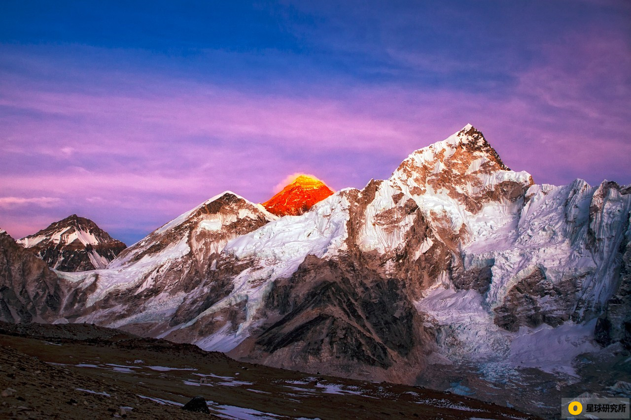 海拔不断的升高,海拔高度一直上升