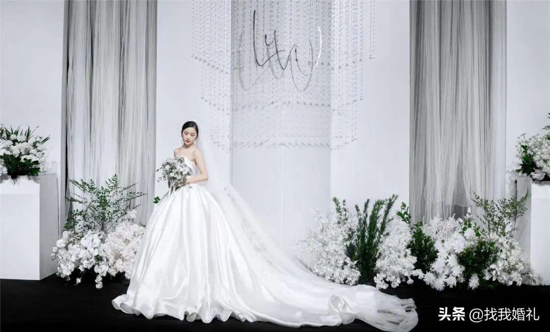新鲜出炉!国庆千场案例优选,均价1W+爆款婚礼