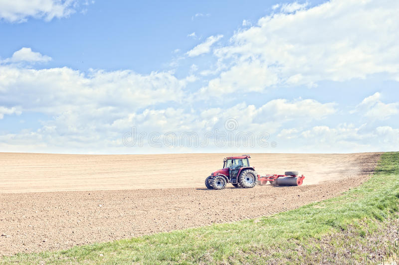 东风df704拖拉机维修变速箱视频,东方红1104拖拉机变速箱维修视频