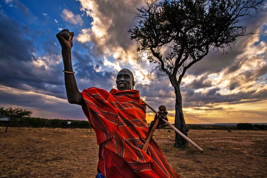 非洲马赛人:从狮口夺食的“战斗民族”