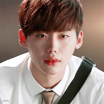 老公变老婆？韩国顶流男神*队军**退伍后变“美女”，网友：我可以