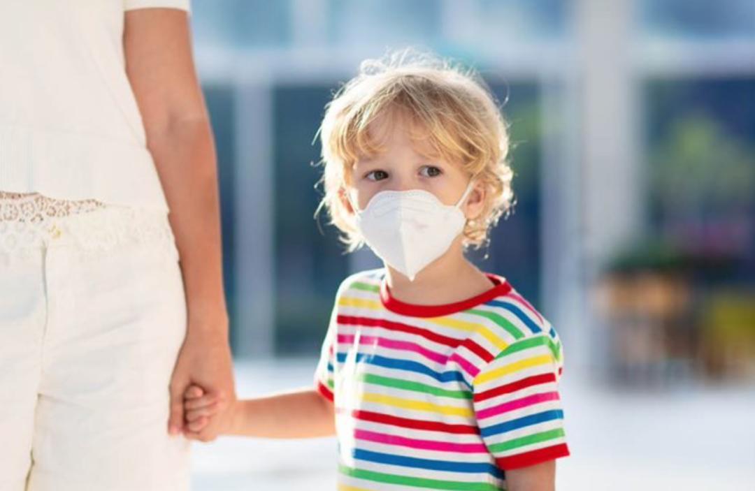 颠覆三观！外挂鹰钩鼻出街，英国人的脑洞真服了…这也叫口罩？