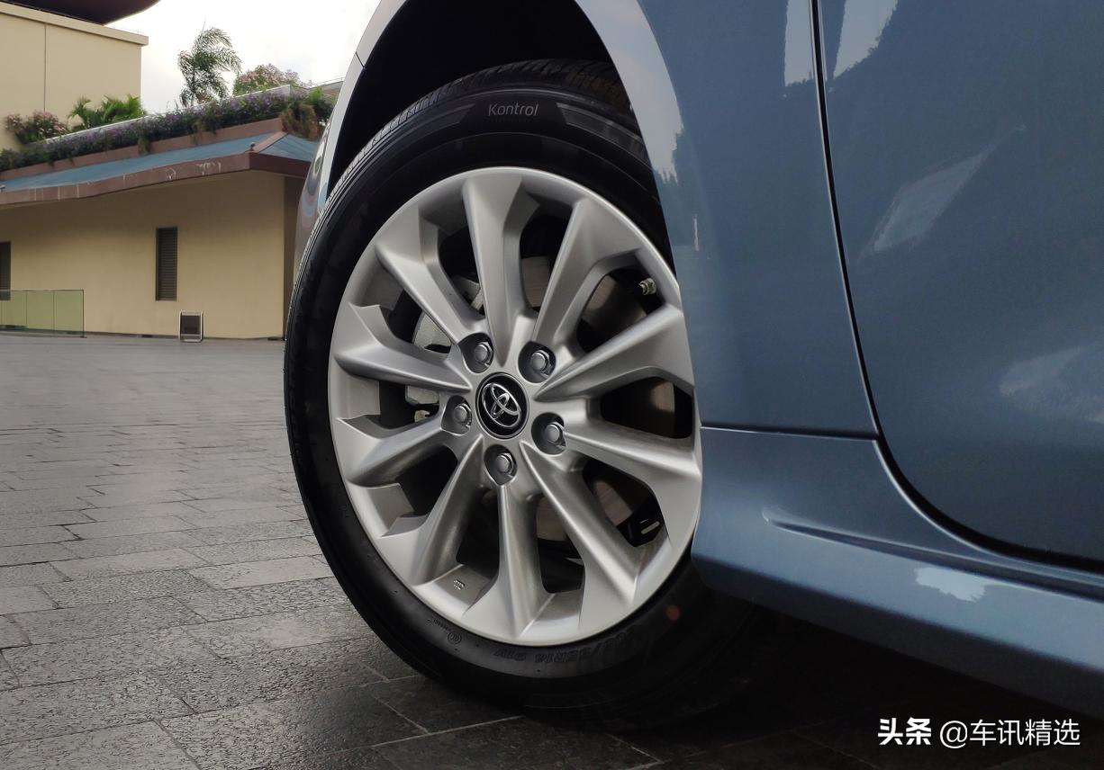 试驾全新卡罗拉,2021款丰田卡罗拉1.5l手动挡试驾