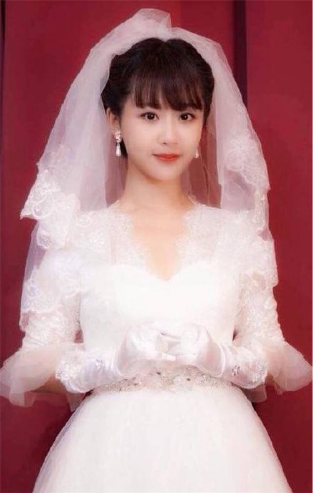 张一山发微博为杨紫庆生,张一山发微博给杨紫庆生评论区