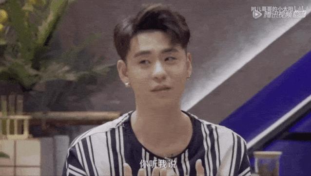 我的方便面煮得太香，被邻居举报了