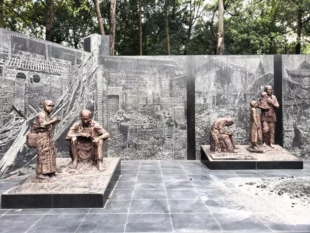 逮个成都人问成都在哪儿，没人回答得起