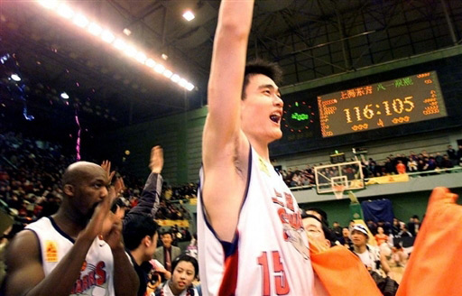 姚明简介和他的故事,姚明人生故事