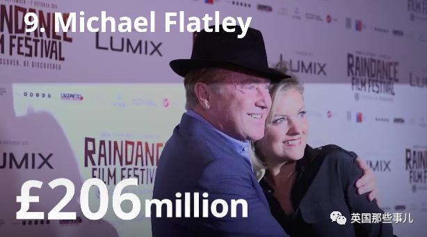 蕾哈娜时隔7年重回舞台,美妆博主蕾哈娜副业