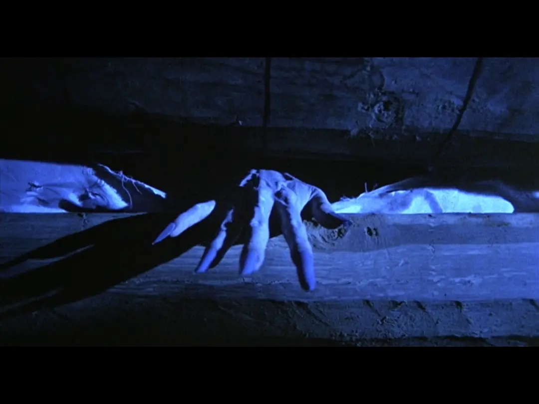 《力王》,《人蛇大战》你还记得那些“少儿不宜”的电影吗?