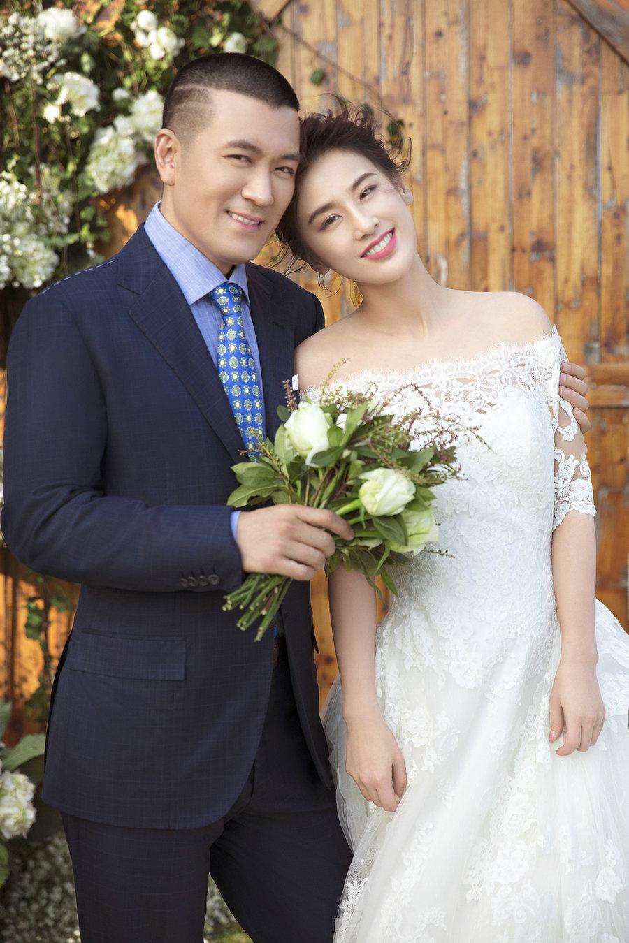 同是“后天”亿万富婆,你娶芙蓉姐姐,还是黄圣依?