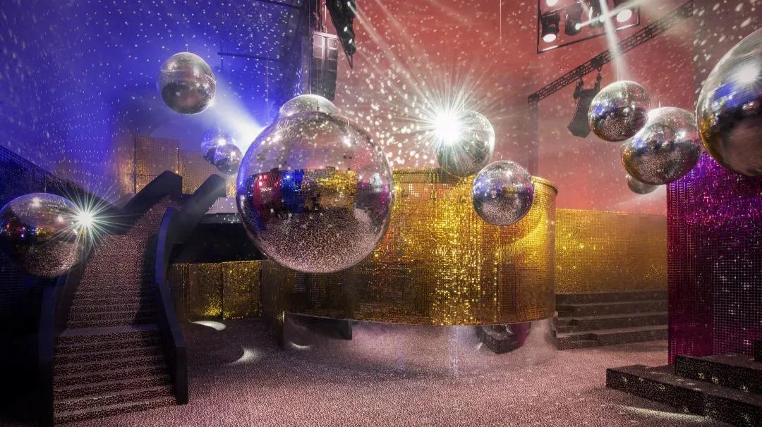 迪奥dior2020走秀冬季款运动鞋,dior2012春夏走秀视频完整版