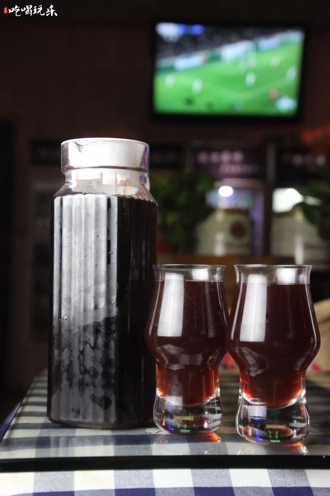 这家深藏在柳州磨滩路的扣子酒吧,扣子酒实在太好喝了