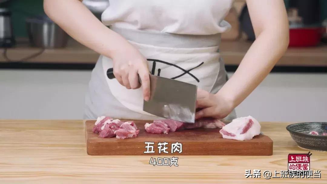 馄饨怎么包才漂亮而且要简单的,馄饨别煮着吃了教你个特色吃法