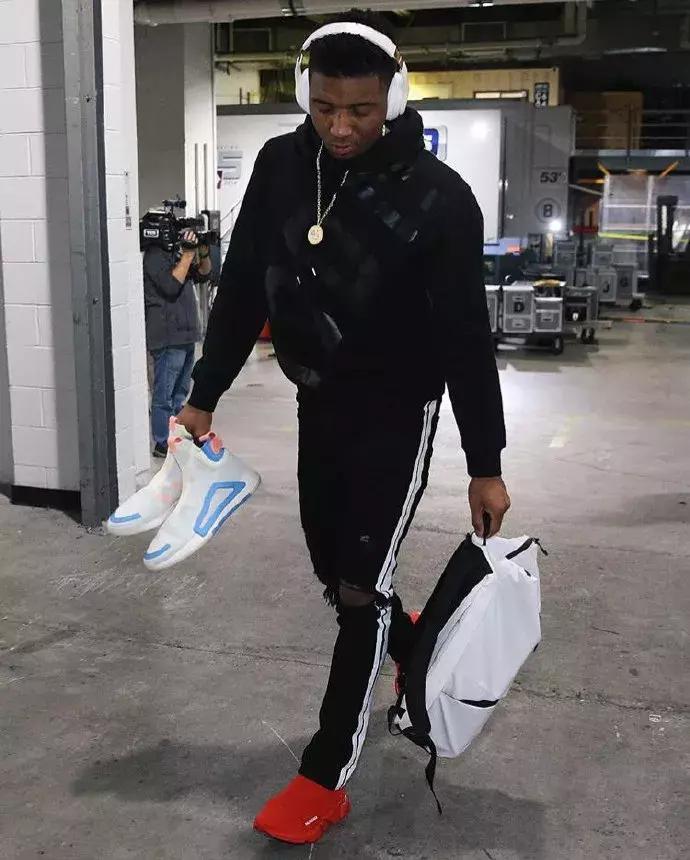 offwhite和supreme联名,supreme和off联名