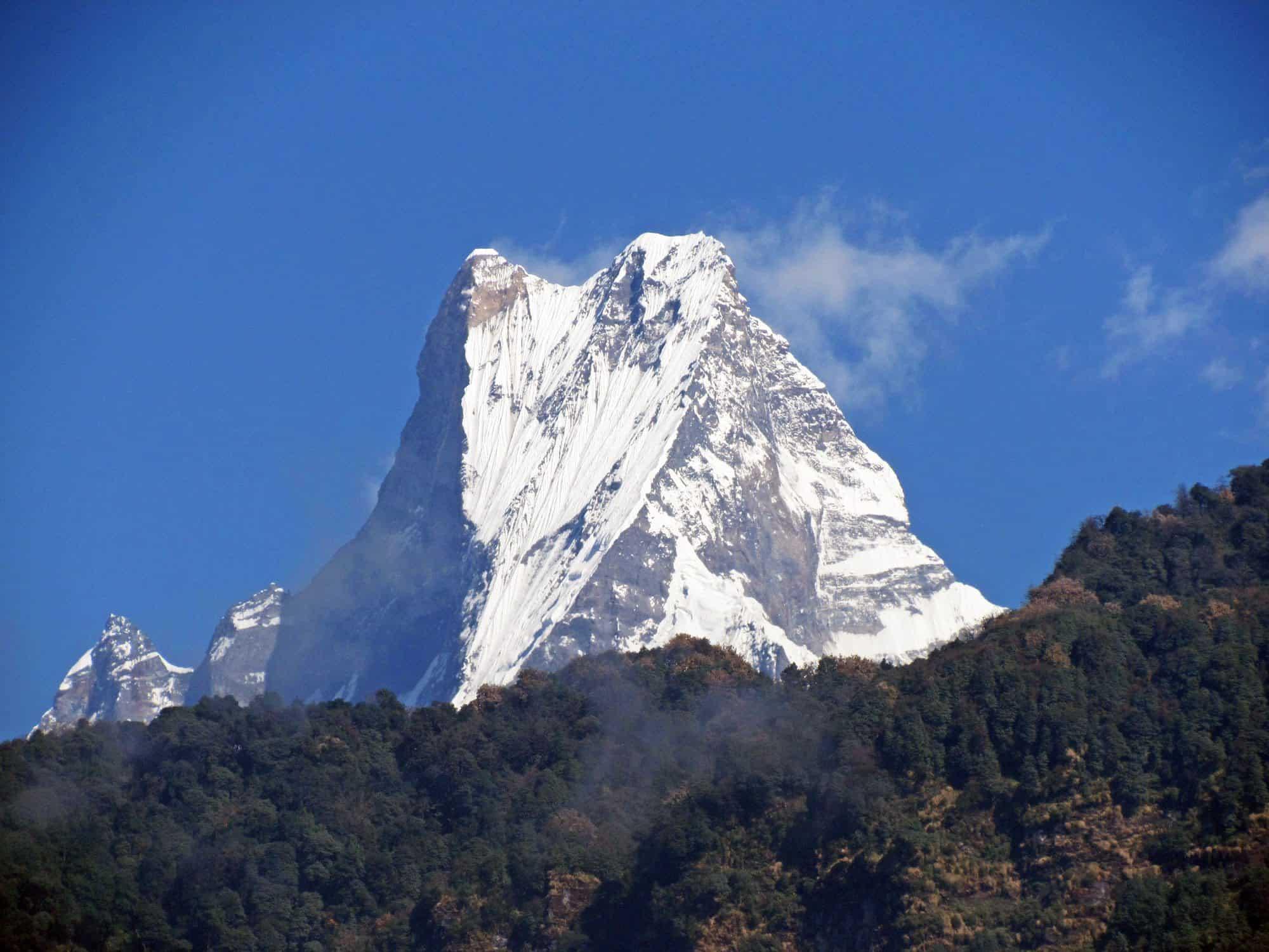 尼泊尔abc小环线看珠穆朗玛峰,尼泊尔安纳普尔纳徒步视频