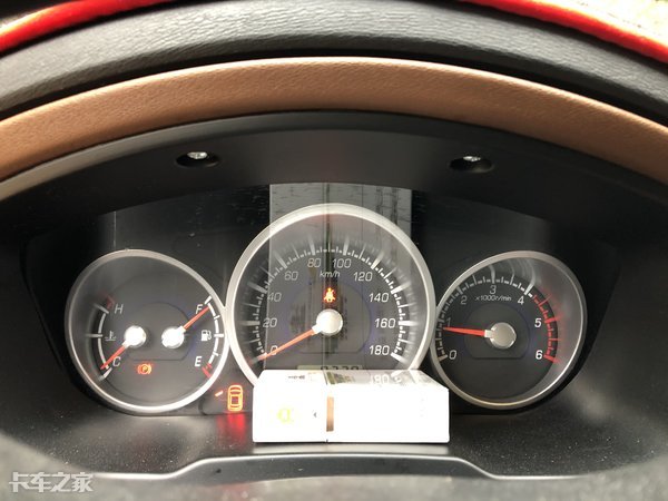 最便宜实用皮卡自动挡车型,厢式皮卡车最新款车型