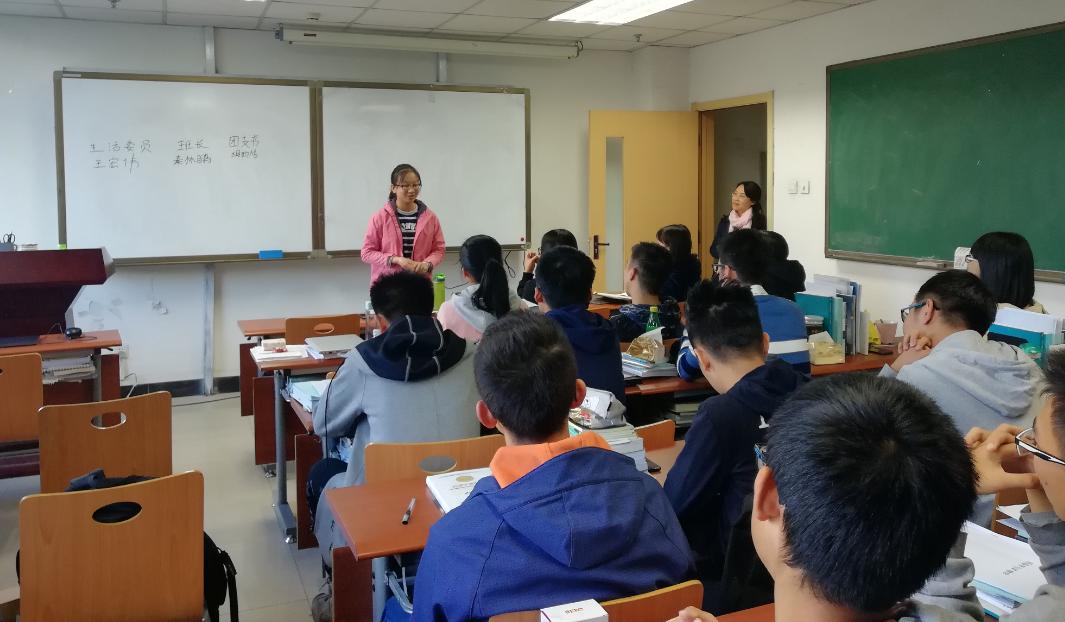 大学里哪个“班委职位”值得竞选?辅导员说出想法,值得学生借鉴