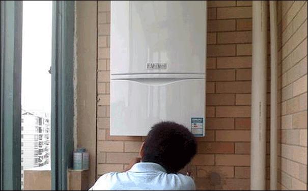 武汉威能暖气维修,武汉威能壁挂炉售后维修中心