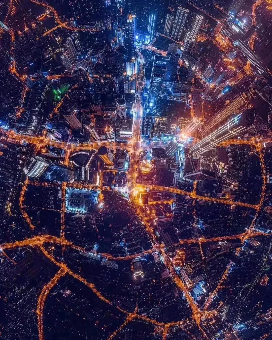 实探购物中心视频,实探132万房子