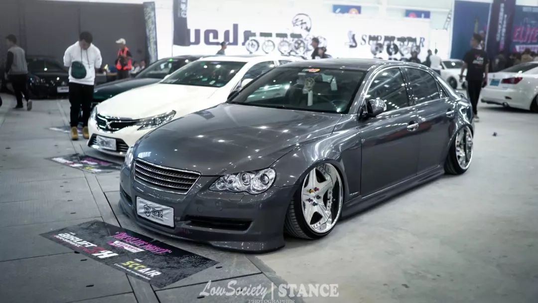 老宝马改装最新款,改装老款宝马