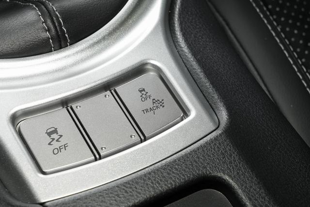 全新一代丰田86试驾视频,丰田86新款吐槽点