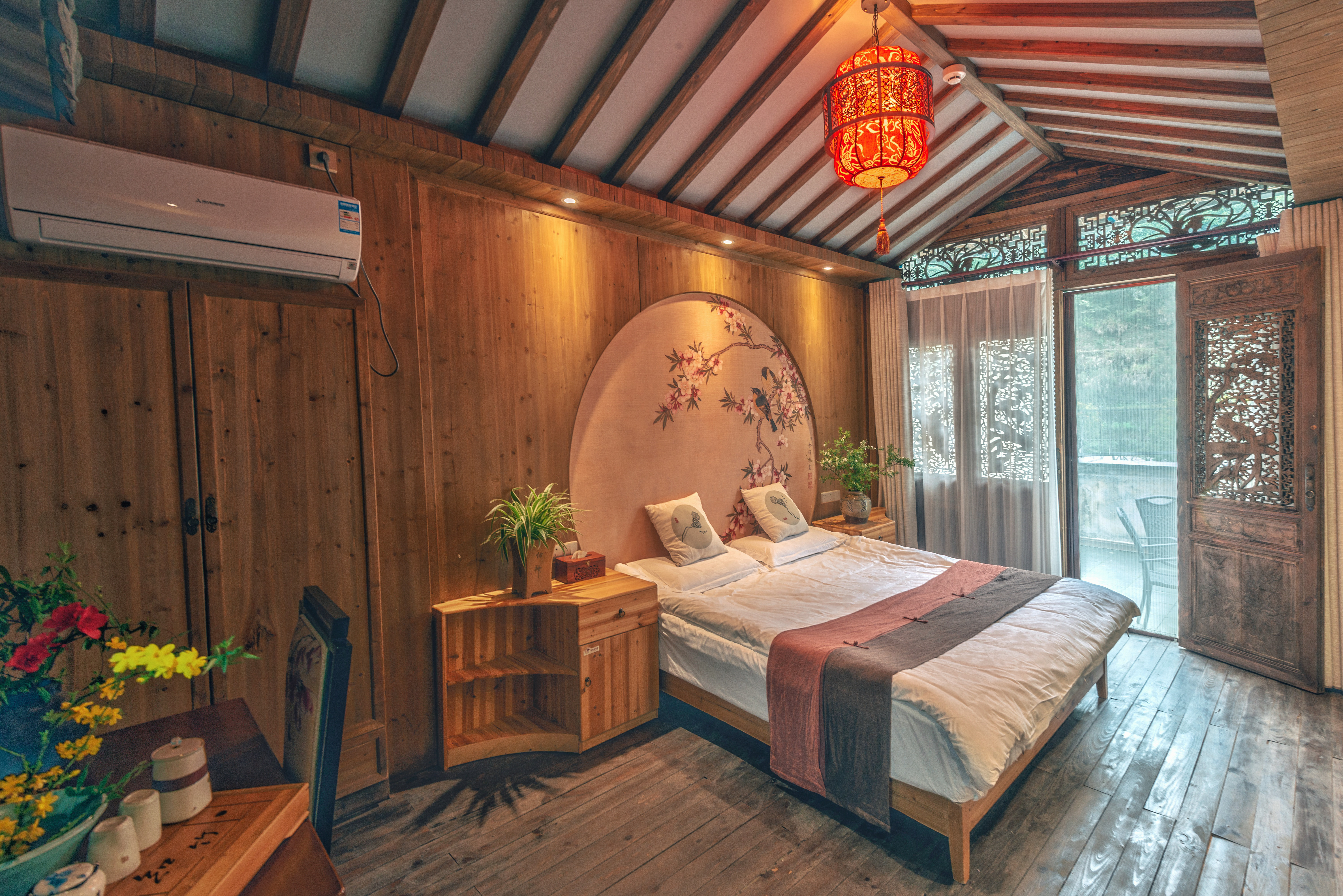 绿水青山的垦殖场