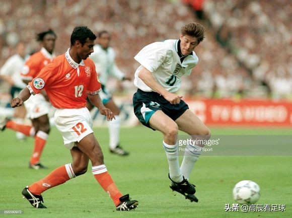 艾克森国足首秀梅开二度,艾克森打进国足多少球