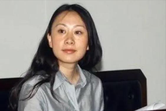 央视最差记者陆幽,“嘲讽”巩立姣身材问题,曾被曝私生活丑闻