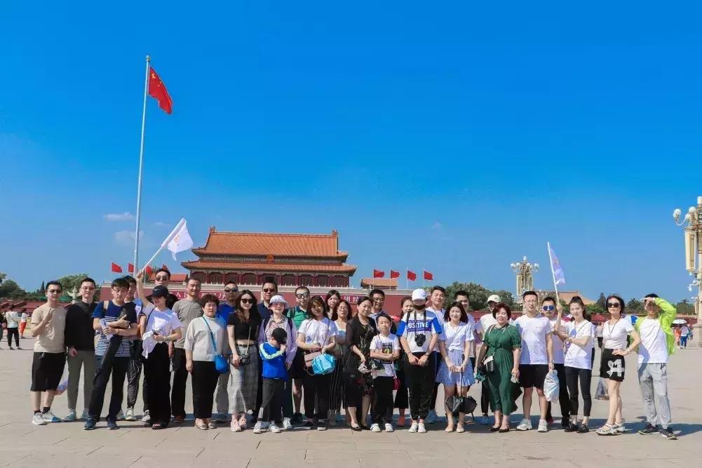 解密神奇魔力:奕齐文旅学习考察团畅游特效基地