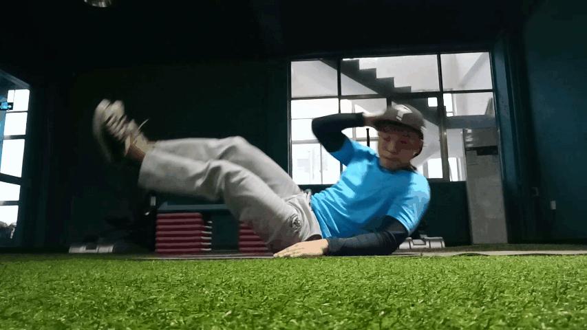 腹肌撕裂者燃脂全身,腹肌撕裂者每天一次有用吗