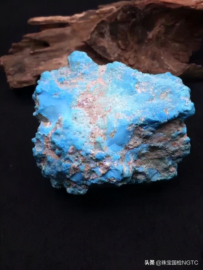 ngtc珠宝国检绿松石,绿松石产地是哪里的好
