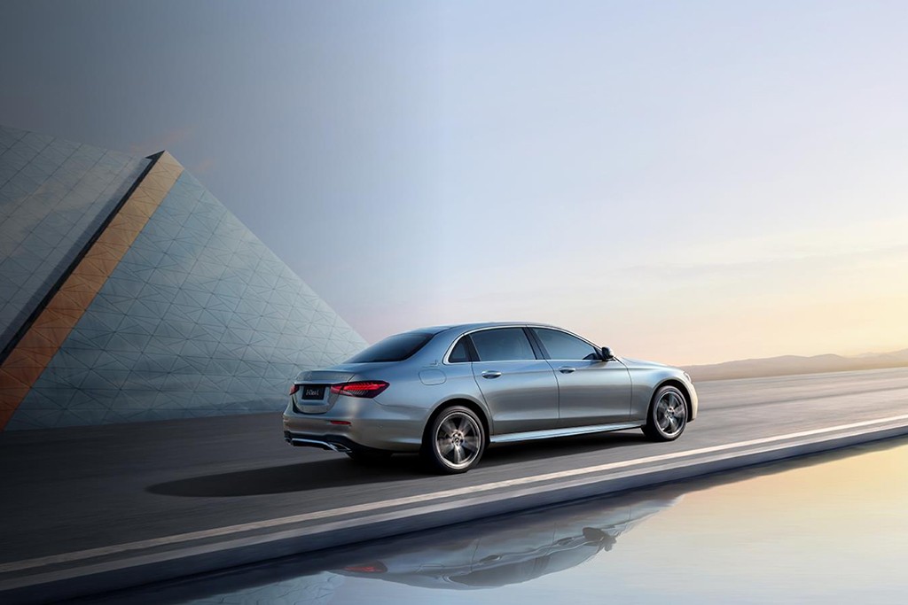 奔驰e级2022款和2021款有什么区别,奔驰e级进口2010款e200cgi优雅型