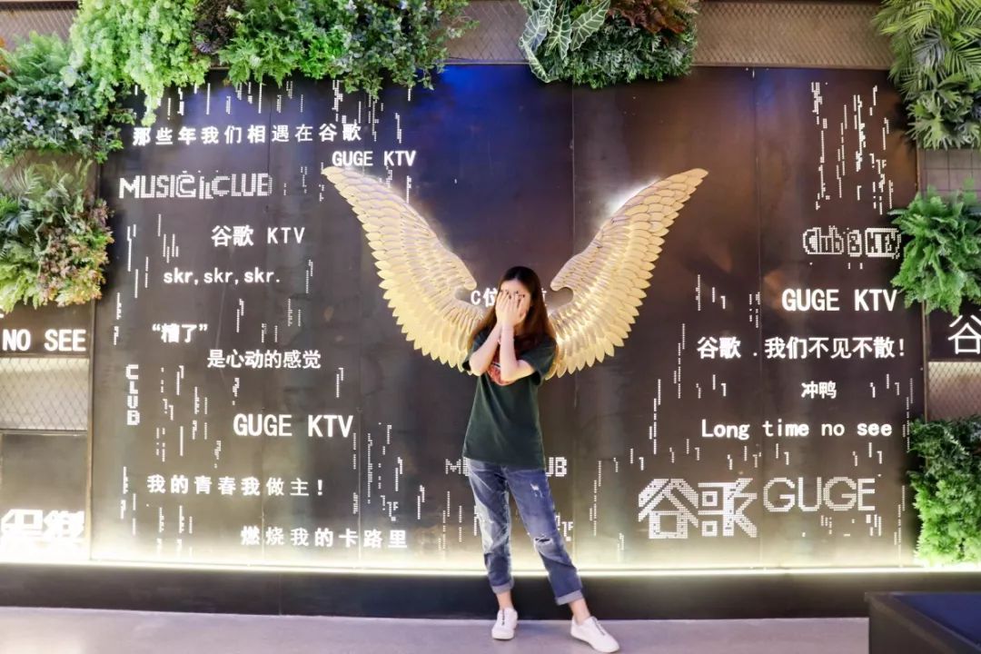 清远地标级KTV，坐拥网红时光隧道，还把热带雨林搬了过来