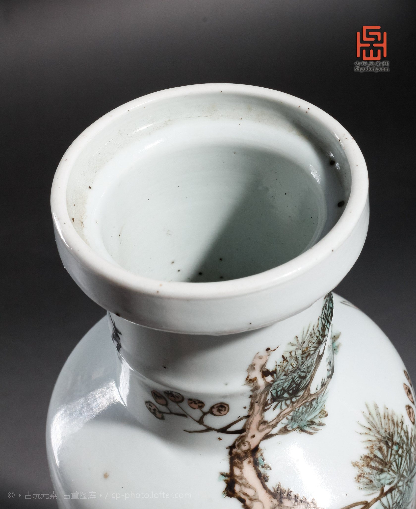 明代青花棒槌瓶图片,清中期霁蓝釉八仙人物棒槌瓶