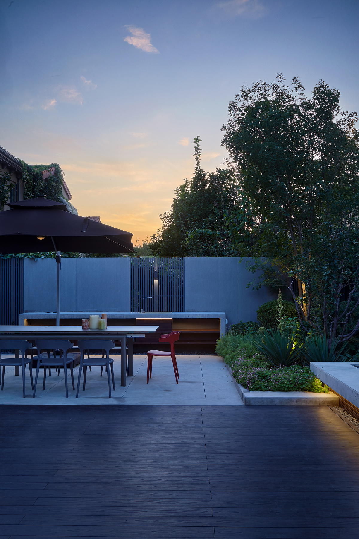 水泥地庭院花园,水泥的花园与森系的庭院有多新颖