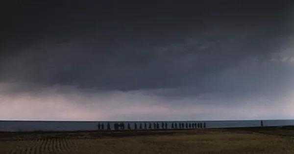 幻之光,幻之光写的什么