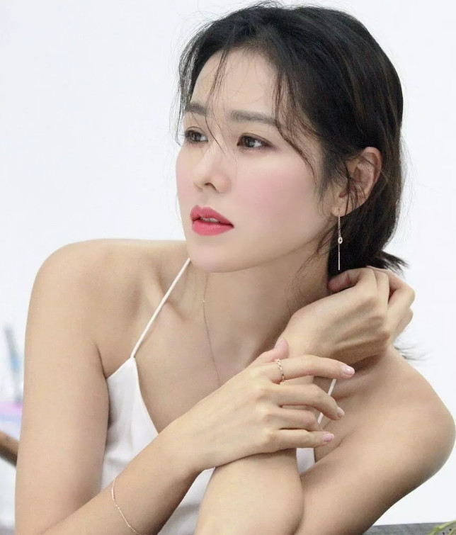 孙艺珍的颜值变化,孙艺珍颜值巅峰的笑容