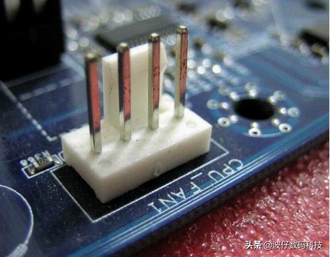 主板扩展插槽,主板通常有几个扩展槽