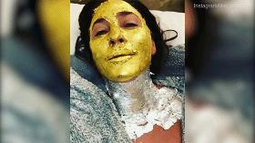 把黄金抹在脸上,把黄金戴身上是炫耀吗