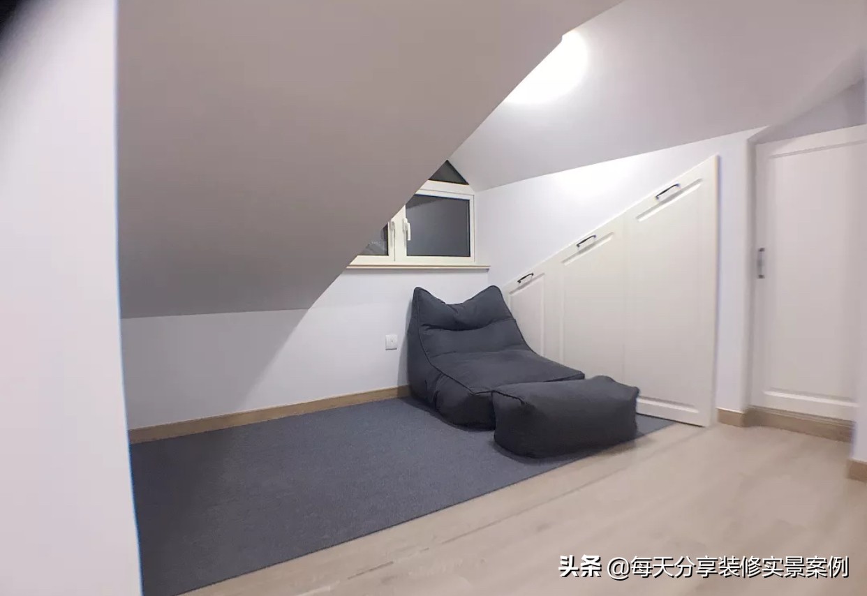 她家房子装修效果图,完美的顶层阁楼设计装修