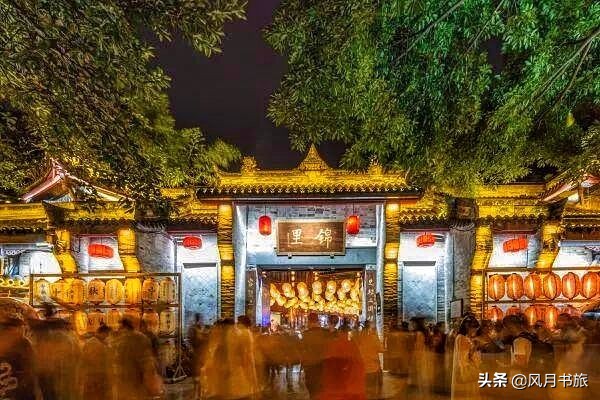 中国成都的锦里古街,成都最低调的三国古镇