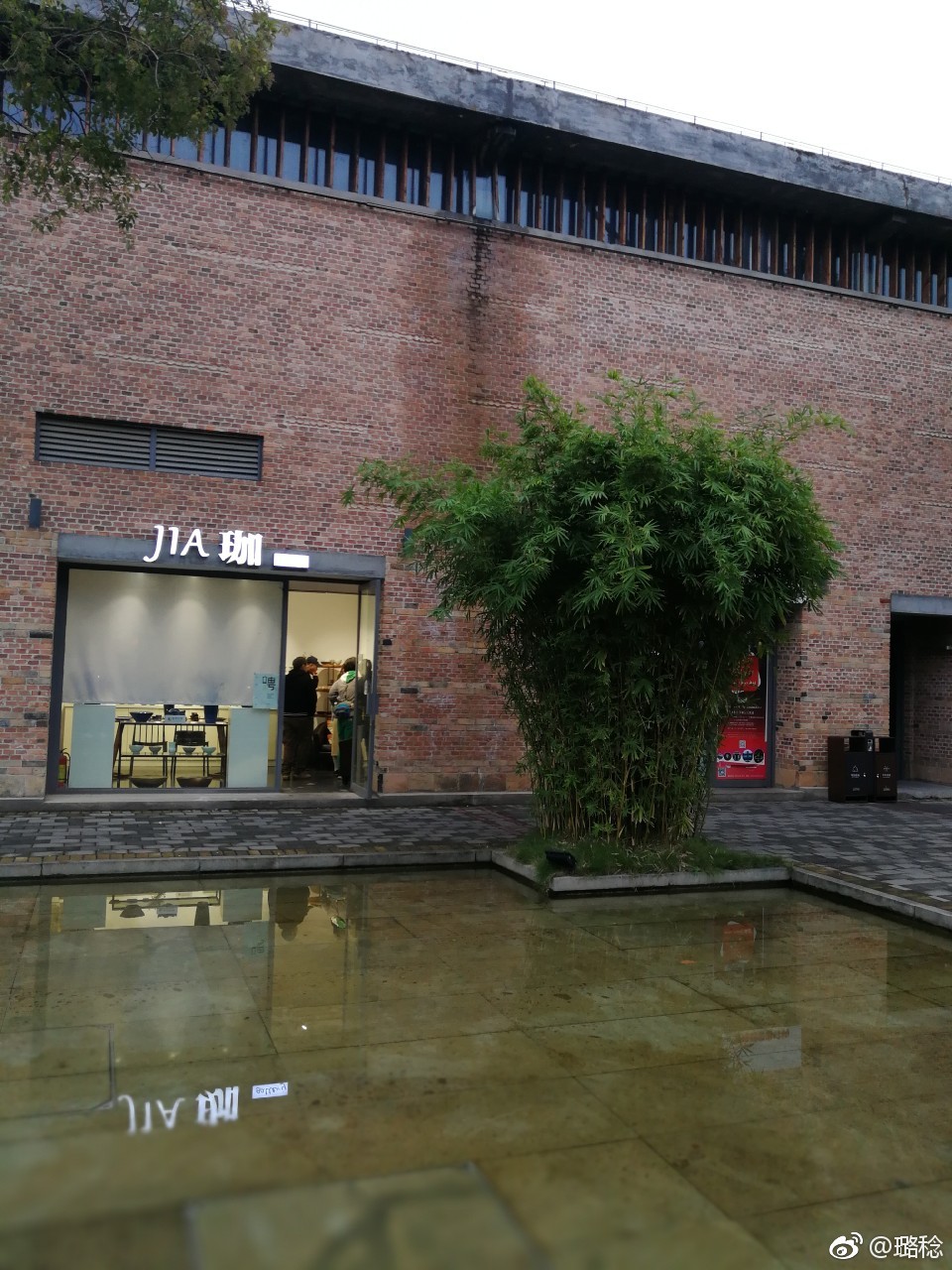 江西景德镇陶溪川陶瓷文化创意园,景德镇陶溪川文创街区夜景美篇