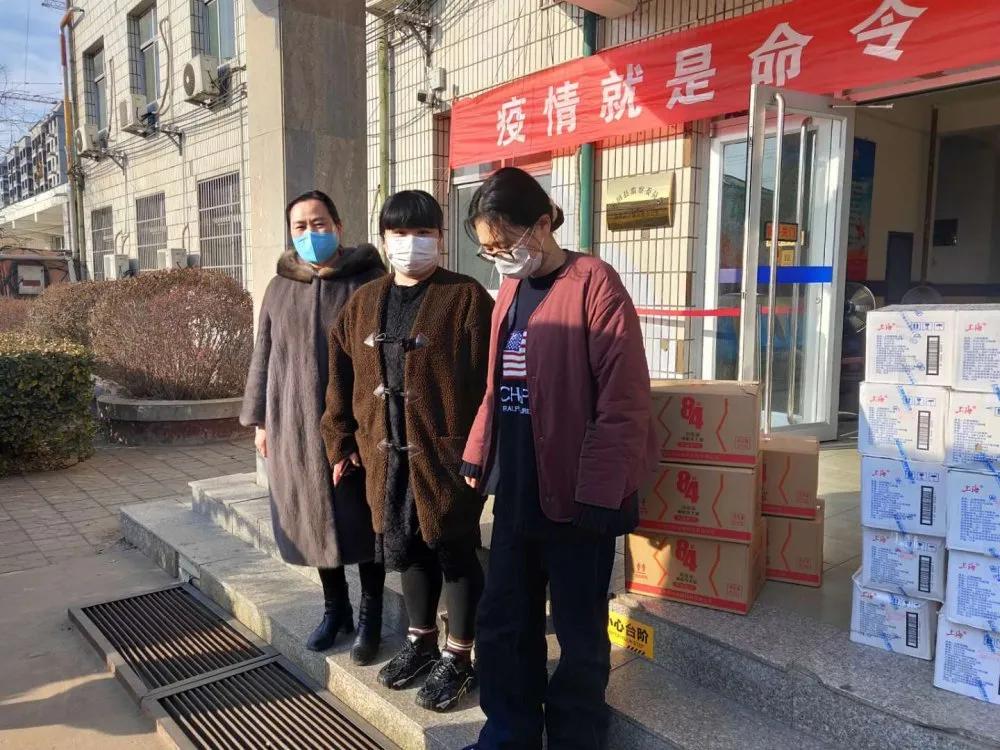 别样三八节致敬巾帼英雄,别样三八节战役里的最美巾帼