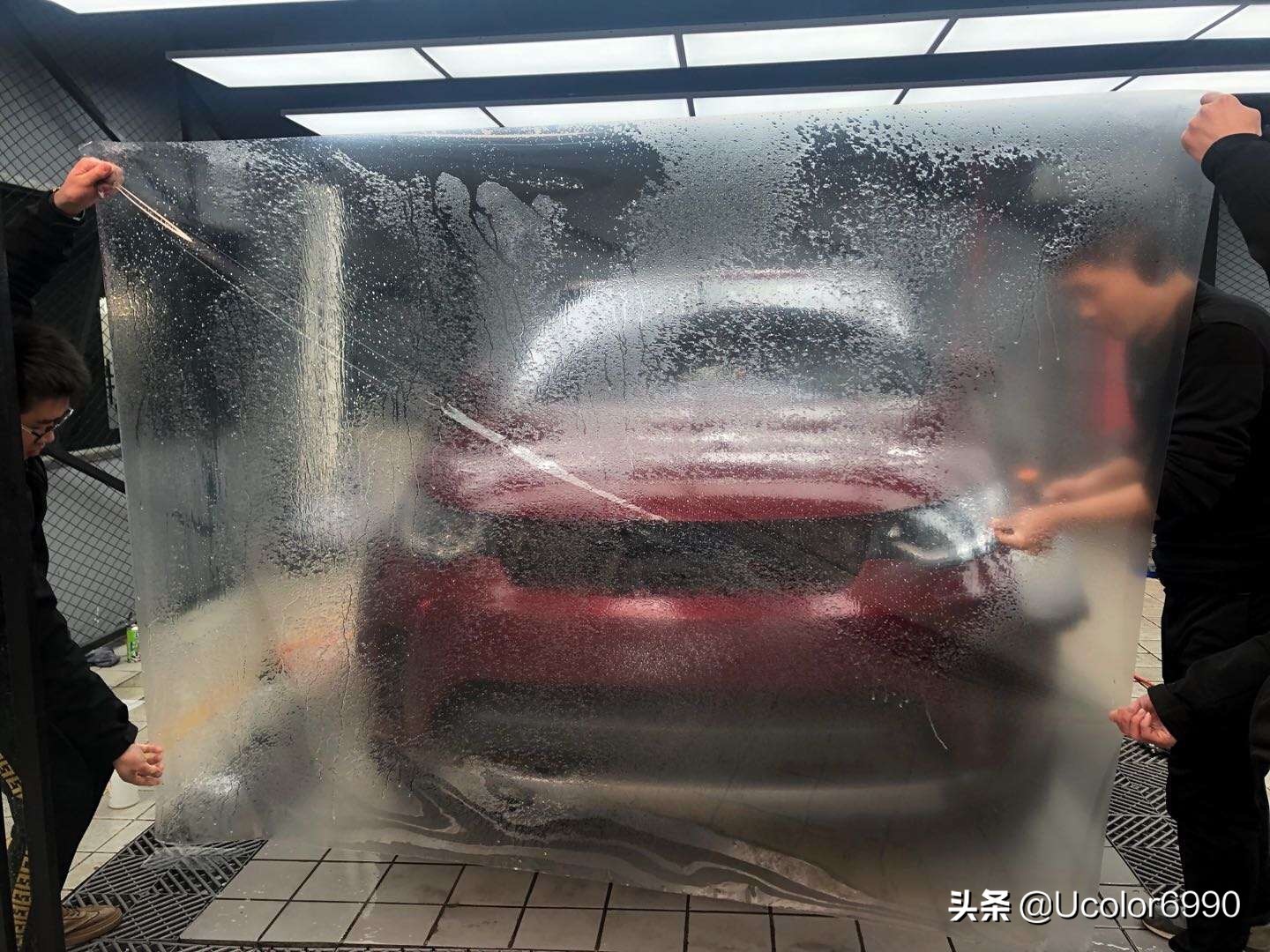 路虎发现运动悬浮车顶膜,路虎发现运动版改色膜