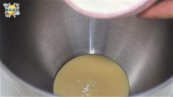 家庭冰淇淋机做冰淇淋免煮,只用水果就能做冰淇淋的冰淇淋机