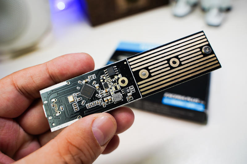 旧硬盘秒变称手小工具!优越者M.2高速移动硬盘盒评测