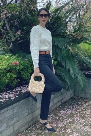 杨采钰的美貌特点,杨采钰复古年代感