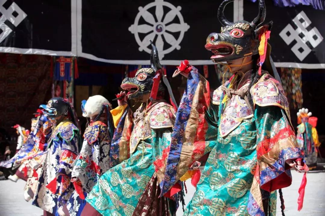 滇藏线西藏旅游攻略,西藏和西北旅游攻略路线